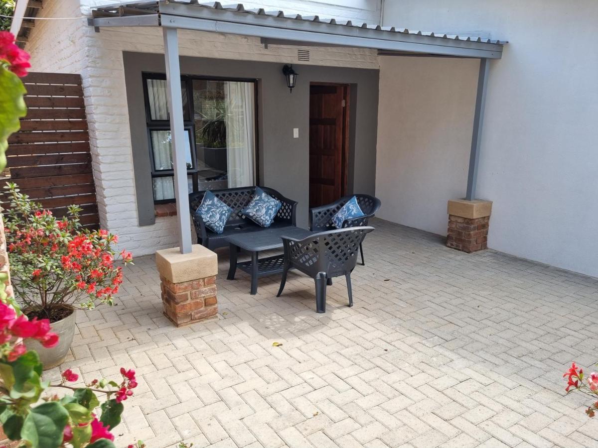The Coral Tree * Mbombela